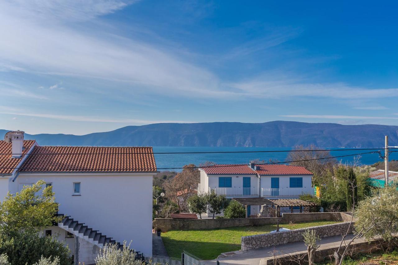 Holiday House Villa Andro Пинезичи Экстерьер фото