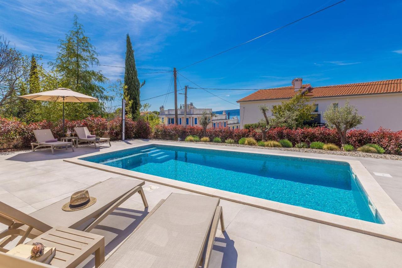Holiday House Villa Andro Пинезичи Экстерьер фото