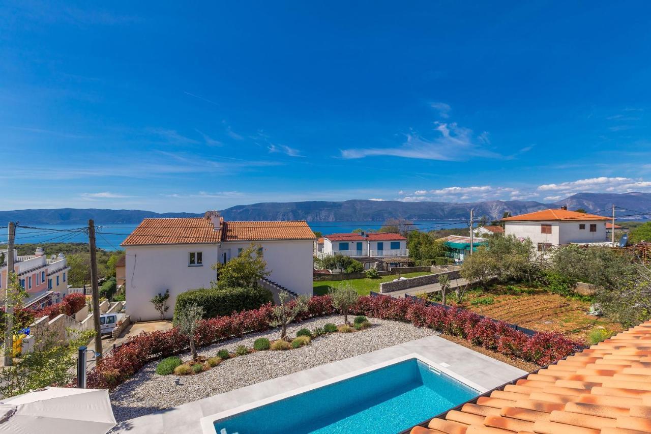 Holiday House Villa Andro Пинезичи Экстерьер фото